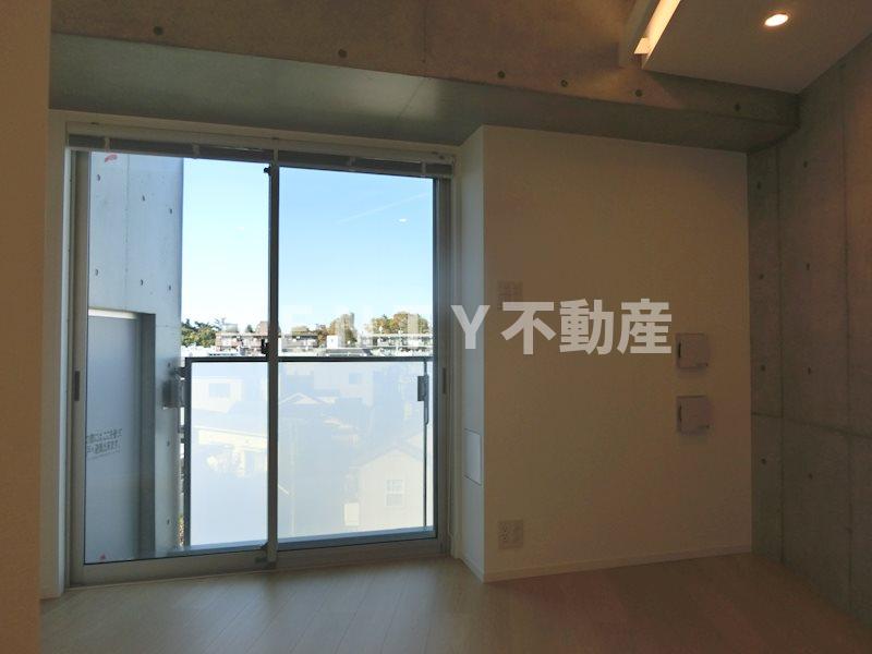 その他部屋・スペース　使い勝手のいい寝室です