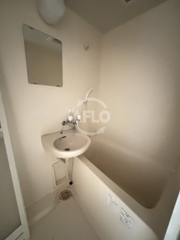 バス・シャワールーム　レスポワル新町　風呂