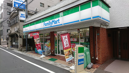 コンビニ　ファミリーマート 巣鴨三丁目店（コンビニ）まで404m