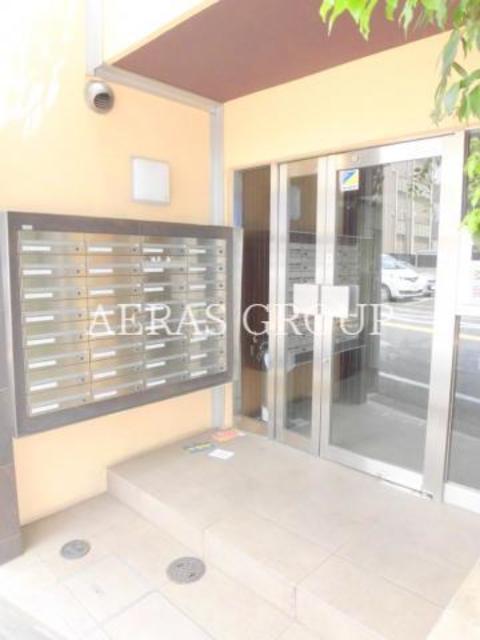 エントランス　オートロック機能のエントランスです