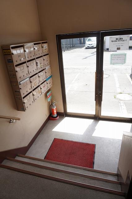 エントランス　エントランス