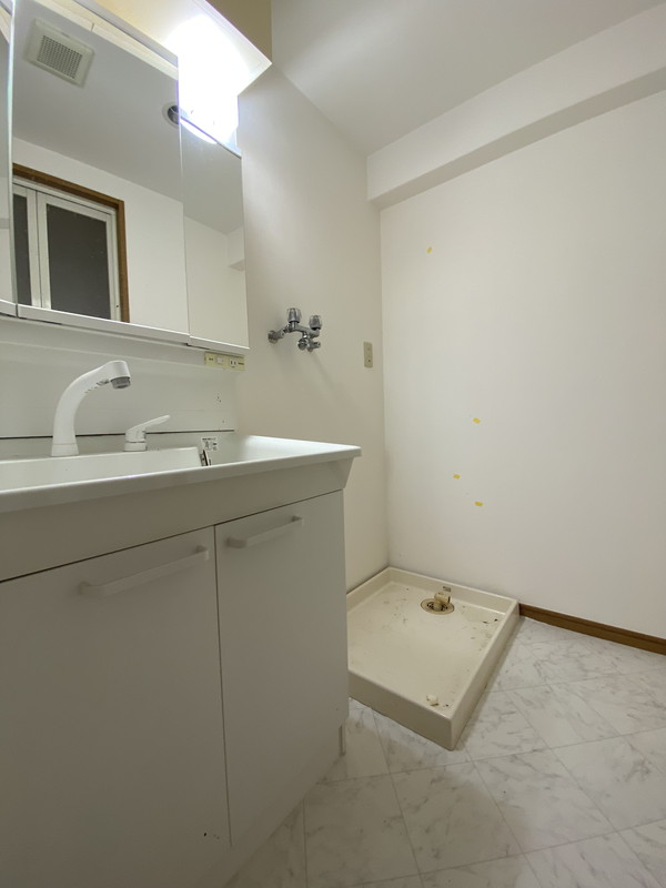 洗面設備　同タイプ・参考写真　※現況を優先します