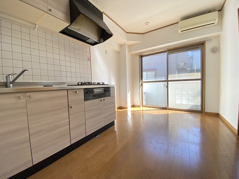 居室・リビング　同タイプ・参考写真　※現況を優先します