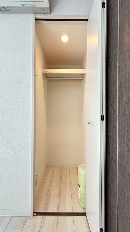 収納　クローゼット