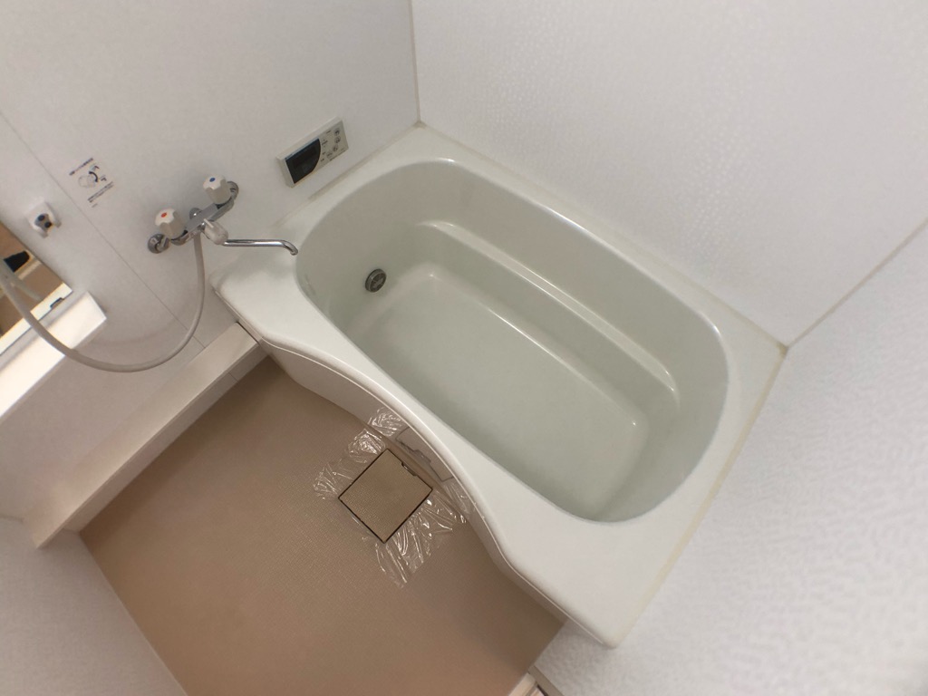 バス・シャワールーム　浴室乾燥機付きで便利！