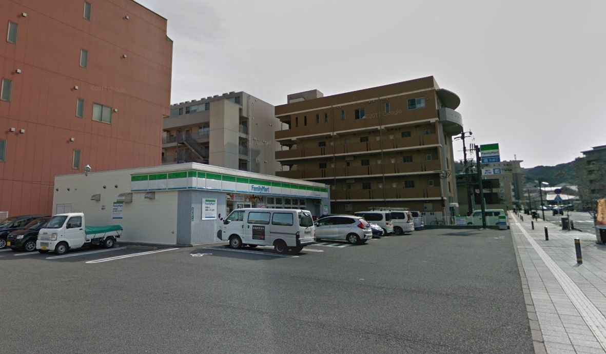 コンビニ　ファミリーマート大分金池南1丁目店（コンビニ）まで153m