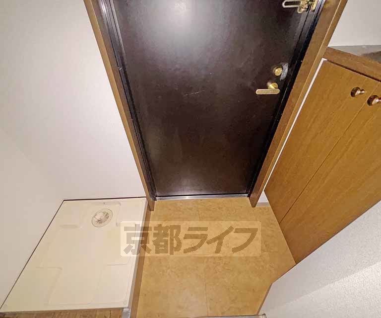 バス・シャワールーム　洗面付きの浴室です。