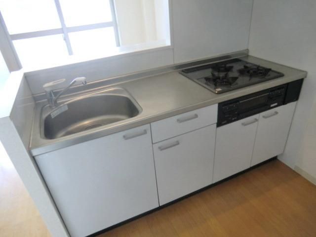 キッチン　３口システムキッチン