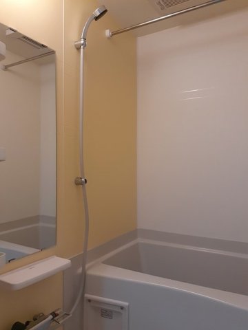 バス・シャワールーム　きれいなお風呂です