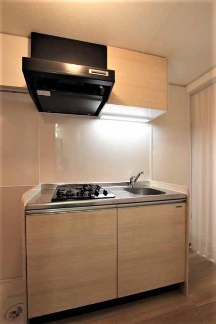 キッチン　同物件別部屋写真