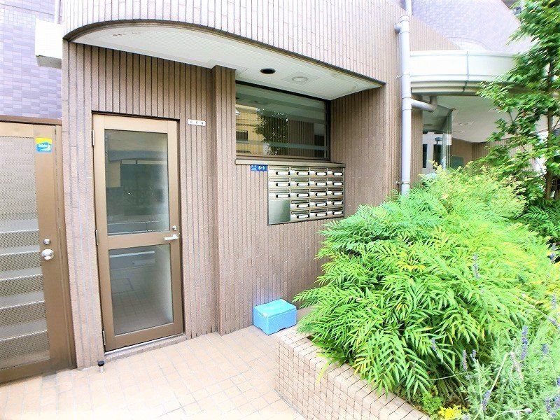 エントランス　エントランス