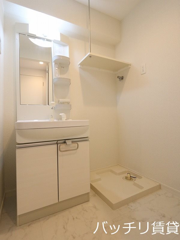 洗面設備　別号室イメージの為、現状を優先致します