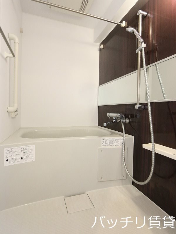 バス・シャワールーム　別号室イメージの為、現状を優先致します