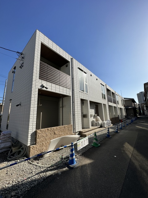 建物外観　建設中