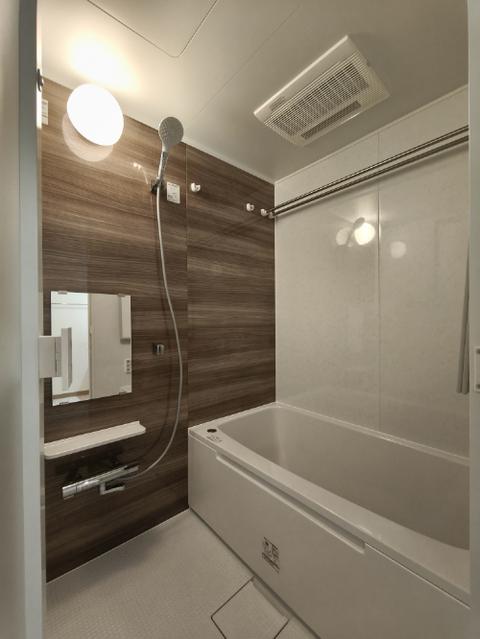 バス・シャワールーム