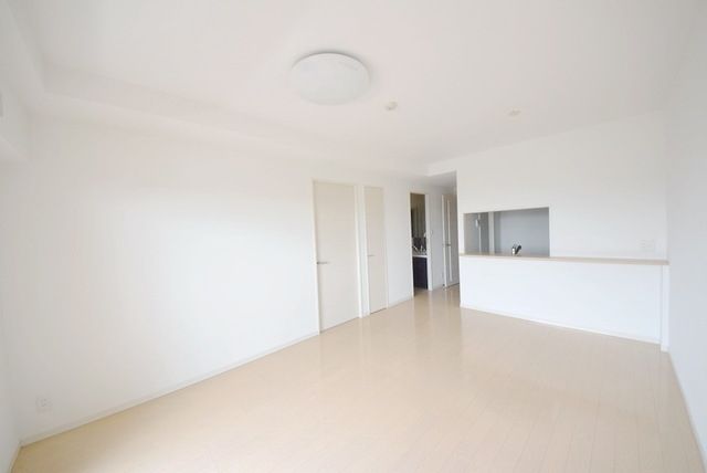 居室・リビング　お問合せはタウンハウジング蘇我店まで！※現地待合わせ相談可能