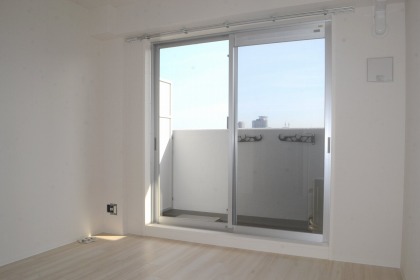 居室・リビング　広々とした洋室です