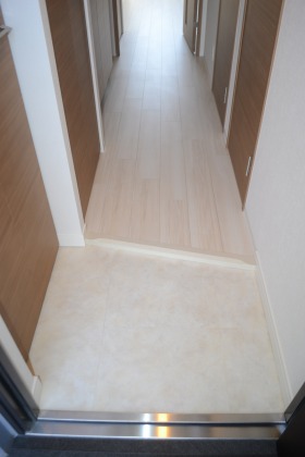 玄関　きれいな玄関です