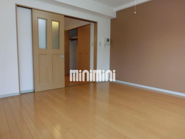 その他部屋・スペース　洋間の眺め。