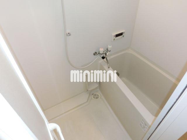 バス・シャワールーム　一日の疲れを癒してください。