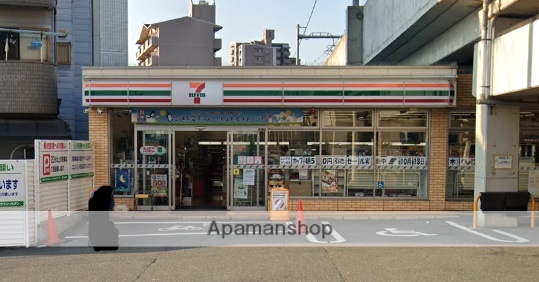 コンビニ　セブンイレブン（コンビニ）まで444m