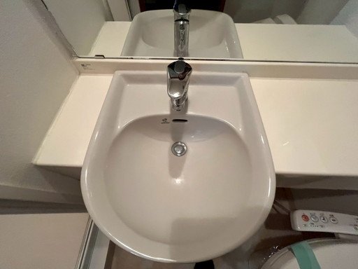洗面設備　洗面所です