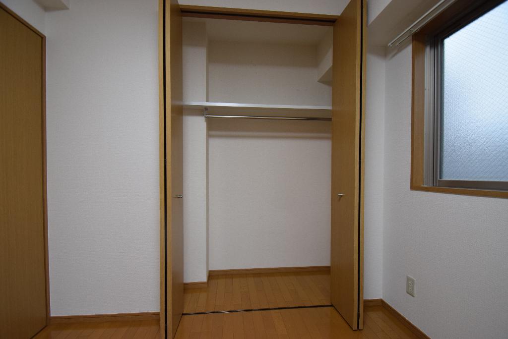 収納　クローゼット