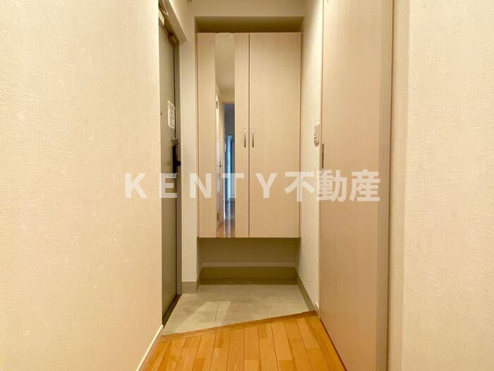 玄関　２０１号室玄関