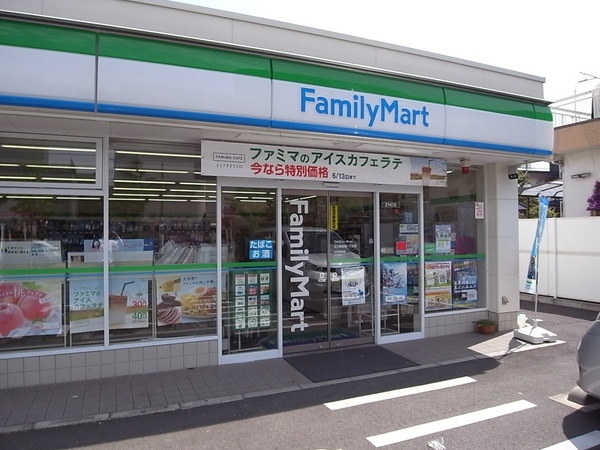 コンビニ　ファミリーマート 東綾瀬一丁目店（コンビニ）まで89m