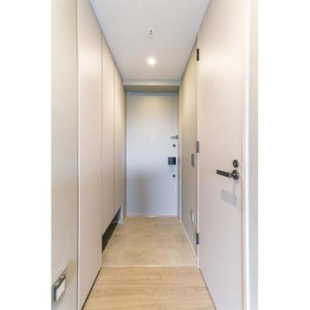 玄関　※写真は同タイプ住戸です。