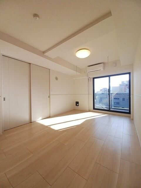 居室・リビング　※別部屋参考写真
