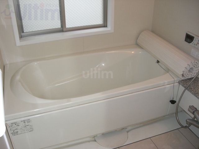 バス・シャワールーム　※他のお部屋です、ご参考までに
