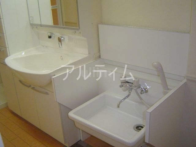 洗面設備　※他のお部屋です、ご参考までに