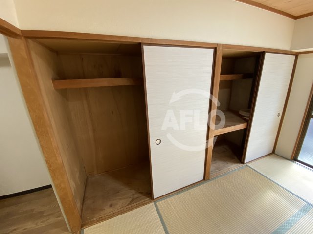 収納　リトルシャトー天満 　押入