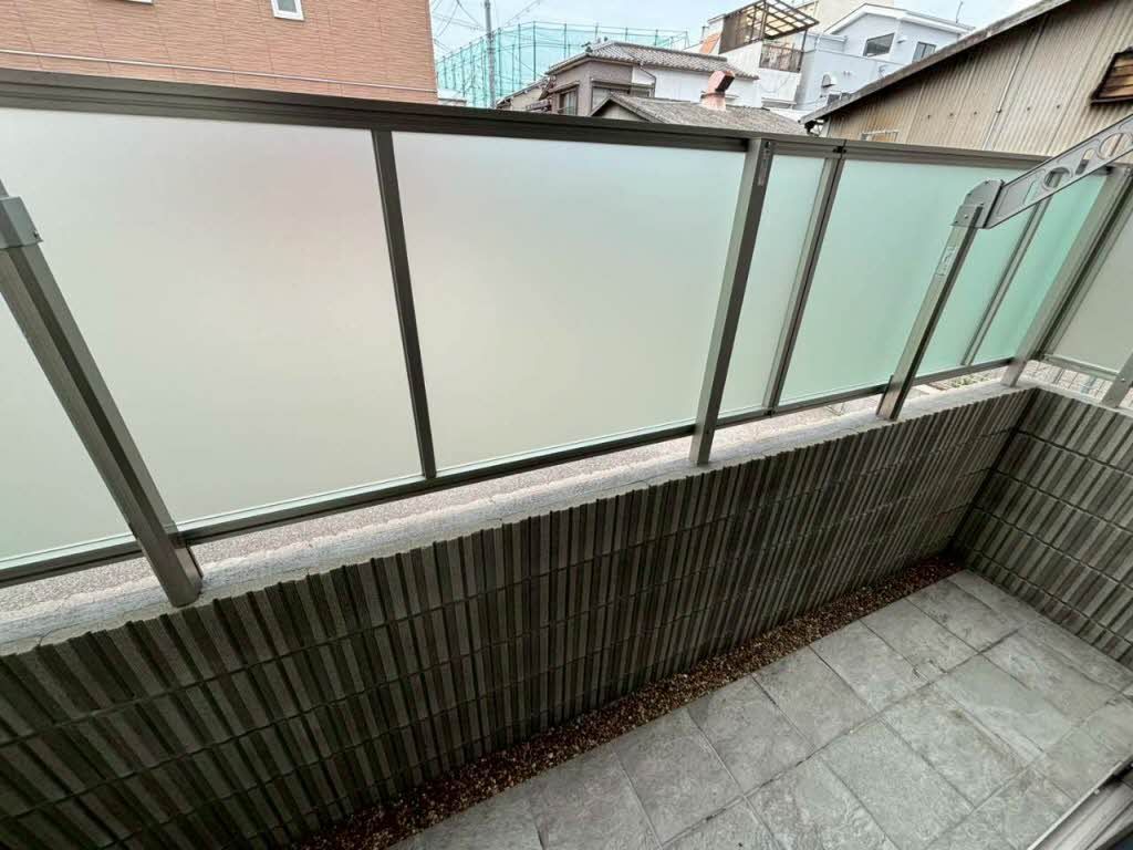 バルコニー　洗濯物が干せるテラスです。