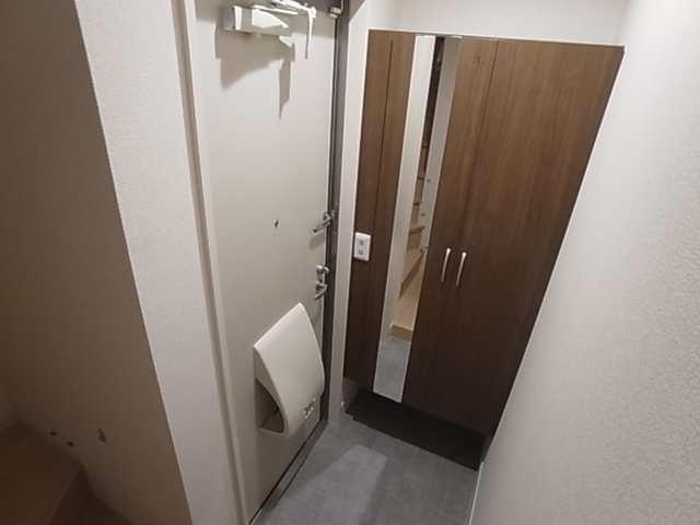 玄関　シューズボックス付き