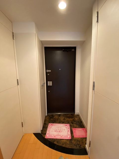 玄関　★ ★ 口コミ２００件以上　評価４.９のお店 ★ ★