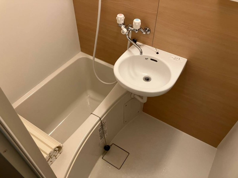 バス・シャワールーム　※他部屋参考写真
