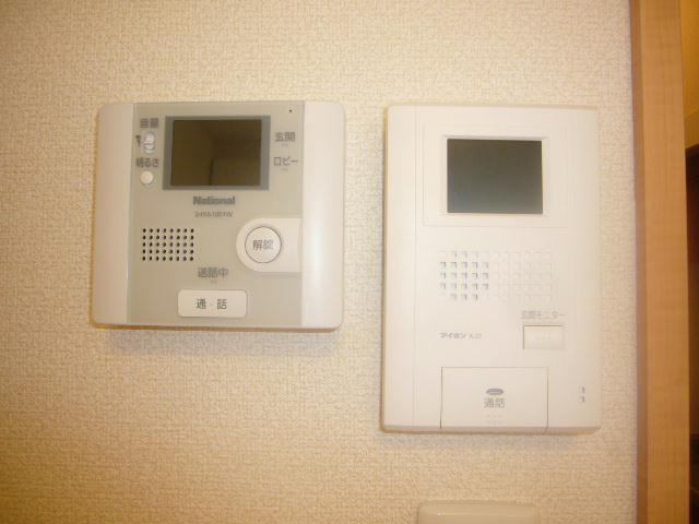 セキュリティ　モニタ付きインターホンです