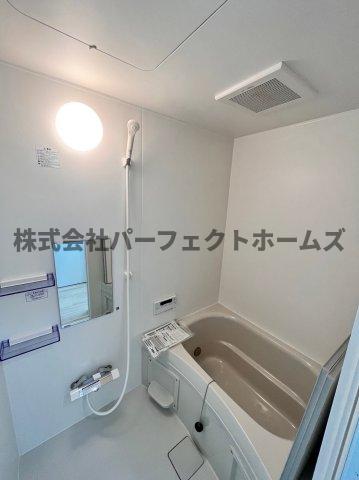 バス・シャワールーム　ゆったり過ごせるお風呂です