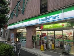 コンビニ　ファミリーマート 神田佐久間町店（コンビニ）まで522m