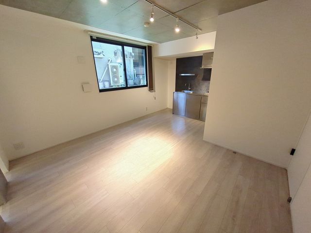 居室・リビング　※別部屋参考写真