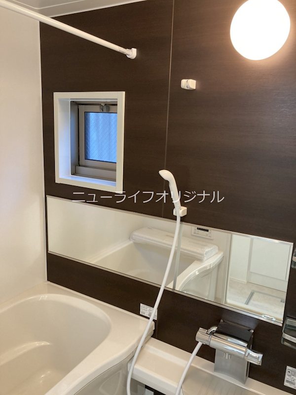 バス・シャワールーム　一日の疲れを癒すバスルームは追い焚き＆浴室乾燥機付き☆