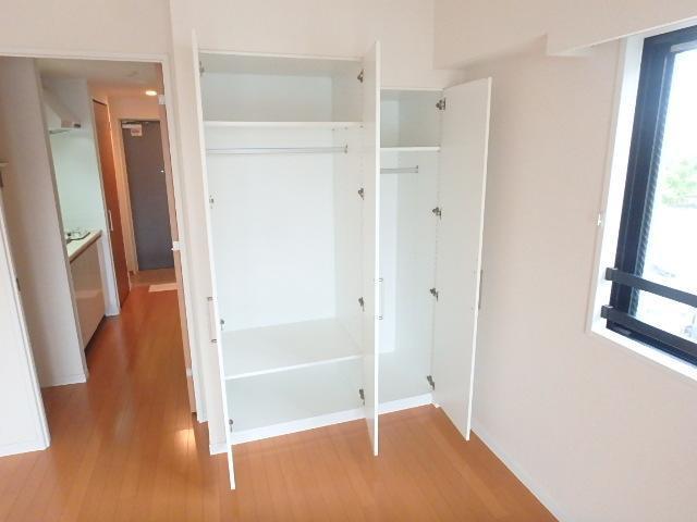収納　クローゼット