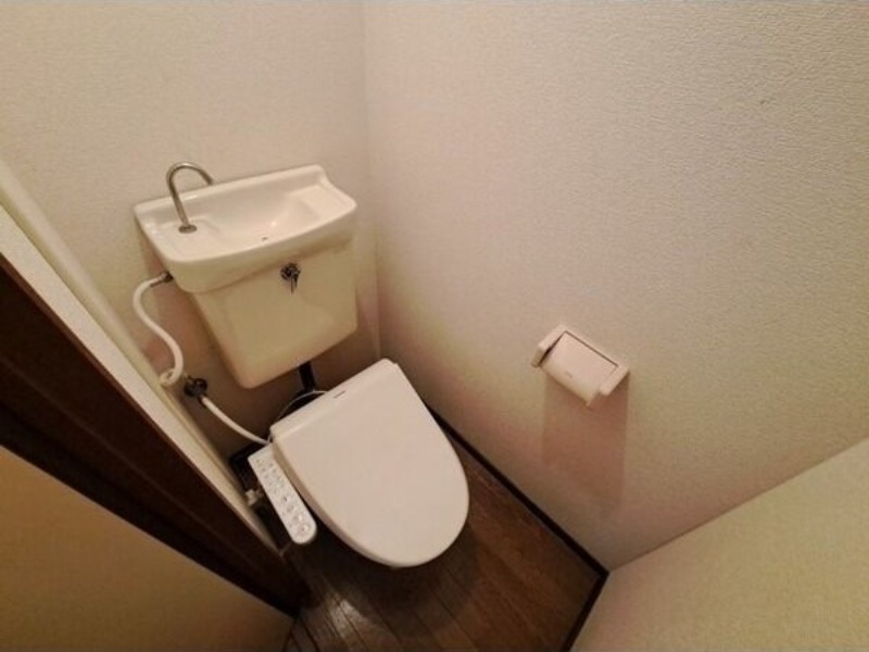 トイレ　図面と現状に相違がある場合には現状を優先