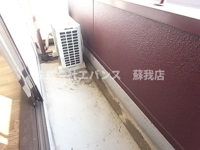 バルコニー　開放的で明るい空間を演出してくれるバルコニーです