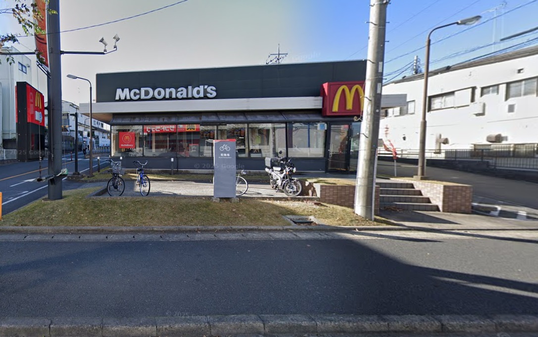飲食店　マクドナルド四街道大日店（飲食店）まで647m