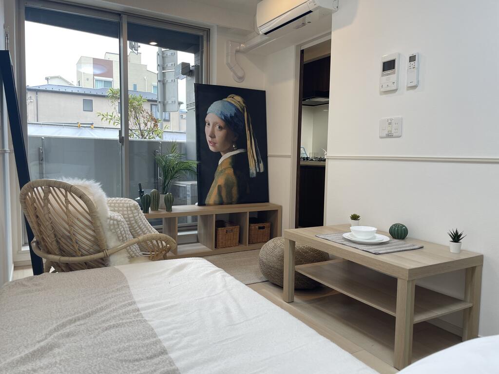 居室・リビング　※同建物内の別部屋参考写真です