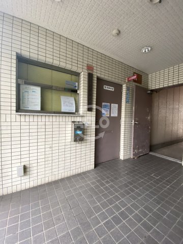 エントランス　ファミリーハイツ九条　エントランス