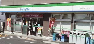 コンビニ　ファミリーマート 杉並井草一丁目店（コンビニ）まで37m